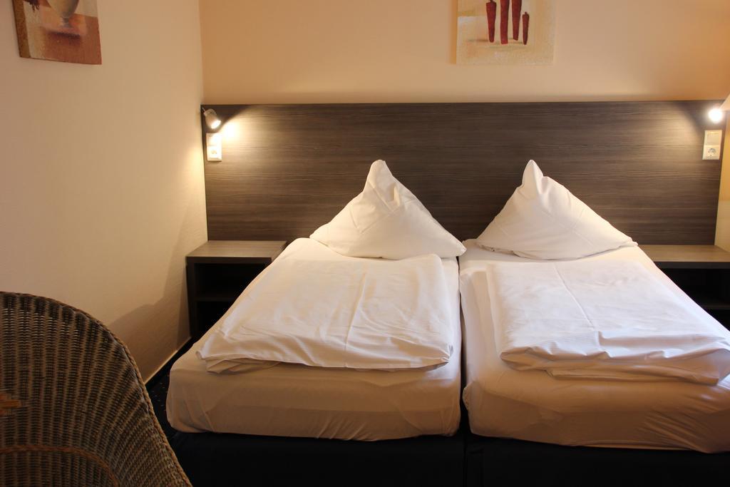 Hotel Nordic Norderstedt Exterior photo